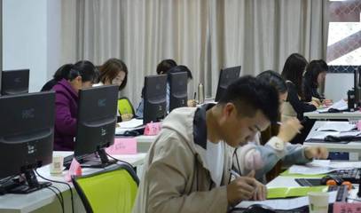 上高縣:新農(nóng)人為“線上經(jīng)濟(jì)”充電 電商培訓(xùn)賦能鄉(xiāng)村振興