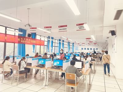 連云港市2022年“海發(fā)”杯跨境電子商務(wù)、電子商務(wù)運(yùn)營職業(yè)技能競賽在我院舉辦